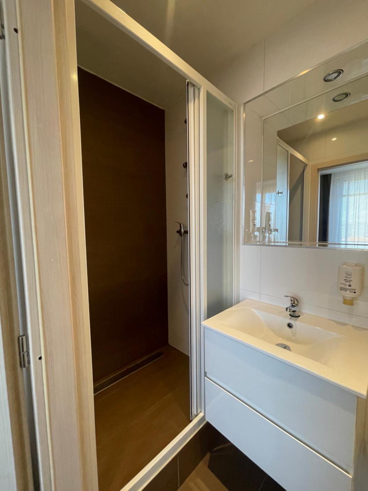 Hotel Spectrum Trnava Bagian luar foto