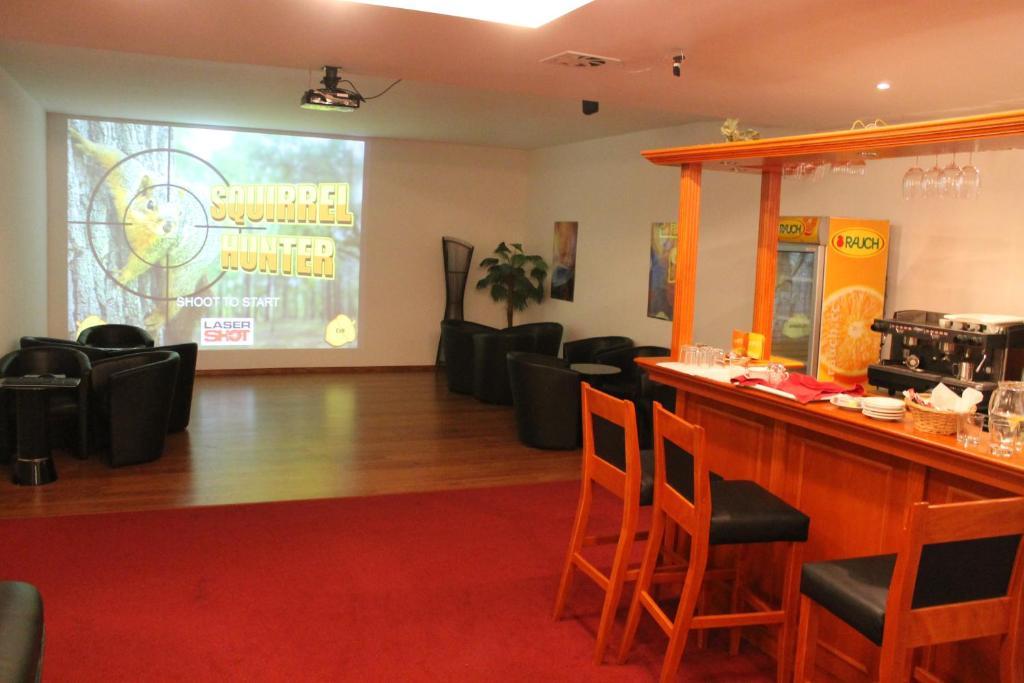 Hotel Spectrum Trnava Bagian luar foto